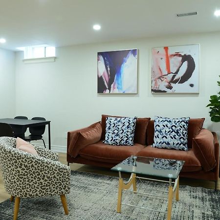 Spacious 2-Bed-Room Near Yonge & Major Mackenzie Richmond Hill Zewnętrze zdjęcie
