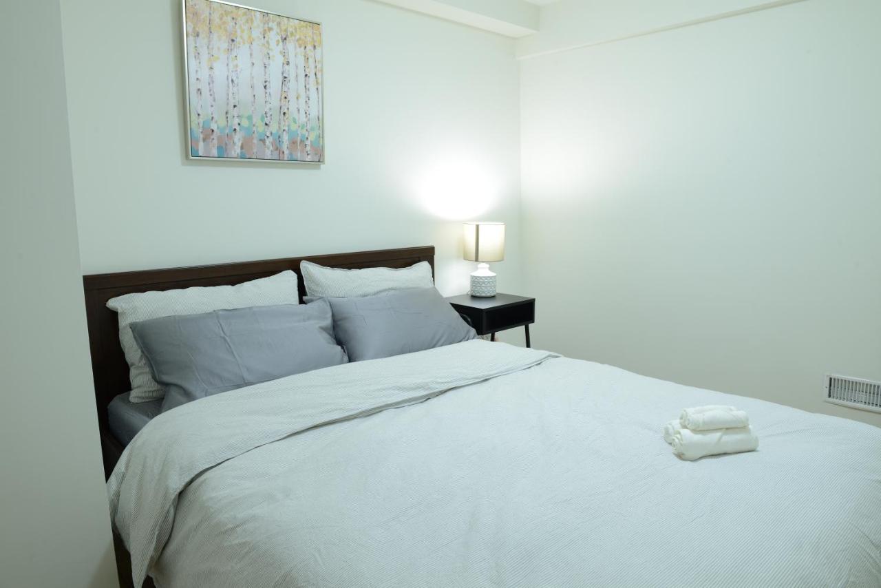 Spacious 2-Bed-Room Near Yonge & Major Mackenzie Richmond Hill Zewnętrze zdjęcie